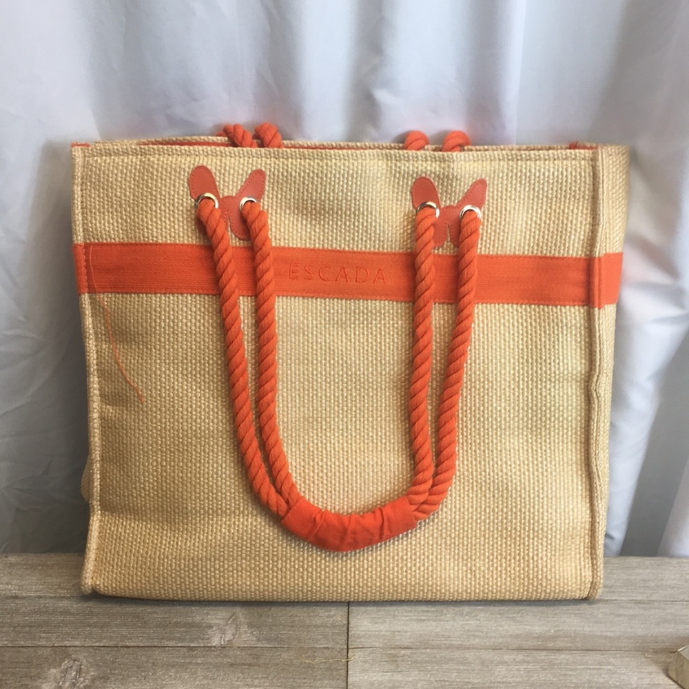 ❤️Escada Tote❤️
